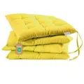 Produktbild: Lavea® Sitzkissen 40x40 cm Zartgelb – 4er Set – mit Stoffbändern, Outdoor & Indoor geeignet – Bequeme und Waschbare Stuhlkissen für Garten, Balkon, Terrasse & Esszimmer