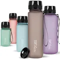 Produktbild: 720°DGREE Trinkflasche 1l Sport “uberBottle“ softTouch +Sieb - BPA-Frei - Wasserflasche für Uni, Arbeit, Fitness, Fahrrad, Outdoor, Job - Sportflasche aus Tritan - Leicht, Stoßfest, Wiederverwendbar
