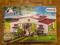 Produktbild: SCHLEICH 42344 Horse Club Reiterhof mit Reiterin und Pferden (NEWERTIG-Sonstige)