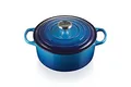 Produktbild: Le Creuset Signature Gusseisen-Bräter mit Deckel, Ø 24 cm, Rund, Für alle Herdarten und Induktion geeignet, Volumen: 4,2 l, 4,305 kg, Azure, 21177242202430