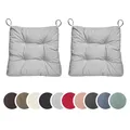 Produktbild: sleepling 2er Set Stuhlkissen, Sitzkissen Eva für Indoor und Outdoor, mit Klettverschluss, 100% Polyester, Made in EU, Maße: 40 (vorne), 35 (hinten) x 38 x 7 cm, hellgrau