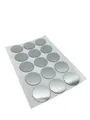 Produktbild: 15x Selbstklebende Abdeckkappen für Schrauben, Bohrlöcher & kleine Macken - Universell einsetzbare Schraubenabdeckung (Chrom, Ø 20 mm)