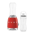 Produktbild: Smeg, Personal Blender PBF01RDEU, 2 Geschwindigkeitsstufen, Doppelklinge aus Edelstahl, 2 x 600 ml Flaschen inklusive, rutschfester Standfuß, integrierte Kabelaufwicklung, 300W, Rot