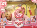 Produktbild: Bayer Doctor Set Puppe 33 cm mit 24 Babylauten Fläschen Stethoskop Spritze