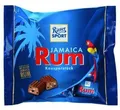 Produktbild: RITTER SPORT Rum, 200 g, gefüllte Vollmilchschokolade mit Haselnusscreme, Sultaninen & Rum, karibische Knusperstücke mit Schokolade und echtem Jamaica Rum, einzeln verpackt