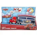 Produktbild: Mattel CKD34 - Disney - Cars - Spielset, Transporter, Macks Farbwechsel-Station