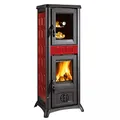 Produktbild: Holzofen 'Gemma Forno' mit emailliertem Ofen, Außenverkleidung aus Steingut, Türen, Kopfteil und Feuerstelle aus Gusseisen. Glaskeramik hitzebeständig bis 750°. Abmessungen 460 x 495 x 1207 mm