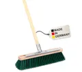 Produktbild: BawiTec Allzweckbesen, 40cm Breit/Lang, mit Kratzleiste/Schabekante und Metall-Stielhalter, Gartenbesen mit Stiel Besenstiel 140cm, Straßenbesen, grüne Borsten, Besen für Garten, Straße usw.