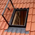 Produktbild: VELUX PVC Dachausstiegsfenster GVT Dachausstieg inkl. Universal Eindeckrahmen
