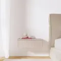Produktbild: BEAUTYSOFA | Hängender Nachttisch SOFT Kaschmir, Schminktisch mit 1 Schublade und geriffelten Fronten, Push-to-Open-System, Moderner Wandregale - Beige