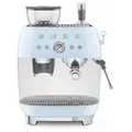Produktbild: Smeg EGF03PBEU - Espressomaschine mit Mahlwerk im 50's Style, Pastellblau