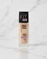 Produktbild: MAYBELLINE FIT ME LUMINOUS + SMOOTH FOUNDATION 220 NATURAL BEIGE 30ML