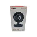 Produktbild: Trust SpotLight Webcam Pro 1.3MP USB Kamera mit Mikrofon Clip-On für PC Laptop