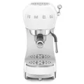 Produktbild: SMEG ECF02WHEU Espresso-Kaffeemaschine weiß 50`s Style