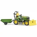 Produktbild: BRUDER 62104 bworld John Deere Aufsitzrasenmähermit Anhänger und Gärtner