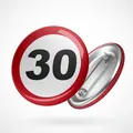 Produktbild: Button Achtung 30 Ansteck Pin 59mm Geschenkidee Souvenir Präsent Wichtelgeschenk
