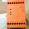 Produktbild: E.Dold&Söhne Not-Aus-Modul 0045456 Safemaster BD5935.48 DC24V Not-AUS RECHNUNG*