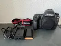 Produktbild: Canon EOS 5D Mark IV 30.4MP 4k Video DSLR - 8459 Auslösungen - Refurbished