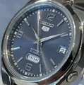 Produktbild: Seiko 5 Automatic Grey Dial Silver Stainless Steel Men’s Watch SNK621K1