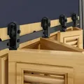 Produktbild: VEVOR Schiebetürsystem faltbare Schiebetüren, 152,4 cm Laufschiene Schiebetürbeschlag, geeignet für vier 35,6 cm gro_e Schrank-, Speisekammer- &