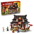 Produktbild: LEGO NINJAGO 15-jähriges Jubiläum: Vier-Waffen-Schmiede - Ninja Haus Spielzeug mit sammelbarer Minifigur und Sammelkarten - Nostalgisches Geschenk für Jungen ab 14 Jahren und Erwachsene Fans - 71858