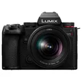 Produktbild: Panasonic Lumix DC-S5II + Lumix S 20-60mm F/3.5-5.6 | Winterdeals DC-S5M2KE