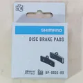 Produktbild: Shimano BP-D03S-RX Resin Bremsbelag an BR-M8020 BR-M820 BR-M810 BR-M640 BR-MT520
