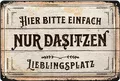 Produktbild: LANOLU Retro Blechschild LIEBLINGSPLATZ Schild - Outdoor Garten Deko Garten Vintage Schilder - Chill Lounge Gartendeko - Wanddeko Garten Schild aus Metall, 20x30cm