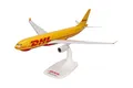 Produktbild: Herpa Snap-Fit Modellflugzeug Airbus A330-200F DHL Aviation (European Air Transport) Miniatur im Maßstab 1:200, Sammlerstück, Modell mit Standfuß, Kunststoff, Gelb, Rot