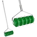 Produktbild: Rasenlüfter Aerifizierer Für Rasen 45cm Breite Manuell Rasenbelüfter Mit 30 Eisenspikes Gartengeräten Bodenschiene Stopfenkern, Vertikutierer Rasenspecht, Rasenpflege Für Höfe Rasen - Outsunny