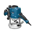Produktbild: Bosch Professional Oberfräse GOF 1250 CE (1.250 Watt, Leerlaufdrehzahl 10.000-24.000 min-1, inkl. Kopierhülsenadapter, Parallelanschlag, Maulschlüssel 19 mm, Spannzange, im Karton) 0601626000