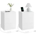 Produktbild: VASAGLE Nachttisch, 2er Set, Beistelltisch, 3 Schubladen, abgeschrägte Kante, 2 AC-Steckdosen, 2 USB-Anschlüsse - Weiß
