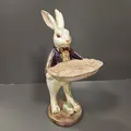 Produktbild: Werner Voss Nostalgische Hasenfigur offeriert kleine Kostbarkeiten
