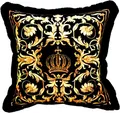Produktbild: Pompöös by Casa Padrino Dekokissen Harald Glööckler Luxus Deko Kissen Pompöös by Schwarz / Gold Barock Muster / Schwarz 50 x 50 cm - Glööckler Kissen mit Glitzersteinen