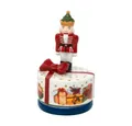 Produktbild: Villeroy & Boch Dekoobjekt Nussknacker 15 cm Nostalgic Melody (1 St), Porzellan, spülmaschinengeeignet