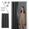 Produktbild: tinycurtains Türvorhang mit Stange silber 70-120 cm Thermo Vorhang ohne Bohren, mit Magneten, Ösen, abdunkelnd, Polyester, blickdicht, Anthrazit Nebula, Türgardine mit Klemmstange verdunkelnd grau 150 cm x 195 cm