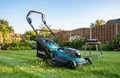Produktbild: Makita DLM330RM Akku-Rasenmäher 18V/4Ah | inkl. Akku, Ladegerät & 30L Fangkorb
