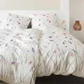 Produktbild: elegante Mako-Satin Bettwäsche-Garnitur Highlife Farbe weiss Größe 135x200+80x80