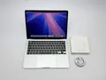 Produktbild: Apple MacBook Pro Retina TouchBar 13,3“ i5 2,0 Ghz 512 GB SSD 16 GB 2020 SILBER