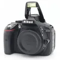 Produktbild: Nikon D5300 Gehäuse Gebrauchtware | Normale Gebrauchsspuren | 12 Monate Garantie | ✔️ Temporär mit Kostenlose Geschenkbox i.W.v. 160 €