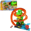 Produktbild: Hot Wheels Spielzeugauto Streckenset, City T-Rex-Feuerschlacht Spielset und 1 Die-Cast-Feuerwehrauto im Maßstab 1:64, über 45 cm groß, mehrere Rennausgänge, bewegliche Dinosaurieraugen, JBM73
