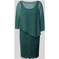 Produktbild: Vera Mont Knielanges Cocktailkleid im 2-in-1-Look in Smaragd, Größe 36