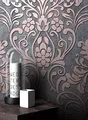 Produktbild: Newroom Tapete Grau Vliestapete Glänzend - Barocktapete Barock Rosegold Ornamente Prunk Glanztapete Glamour Metallic Beton-Optik inkl. Tapezier-Ratgeber