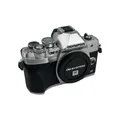 Produktbild: Olympus OM-D E-M10 Mark IV Silber Body Micro-Four-Thirds Systemkamera 20MP