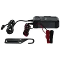 Produktbild: BOSCH Batterieladegerät C10 – Komfort-Lader für 12V-Autobatterien 0189911010