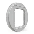 Produktbild: Sure Petcare Montageadapter, passend für die Sure Petcare SureFlap Mikrochip-Haustierklappe und die Haustierklappe Connect für Katzen und kleine Hunde, zum Einbau in Glasscheiben, weiß, 2er-Pack