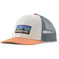 Produktbild: Patagonia P-6 Logo Lopro Trucker Cap (Größe ONE SIZE, weiss)