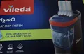 Produktbild: Vileda Bodenwischer Reinigungsset H2PRO Flat Mop Stiel Zweitanksystem Wischer