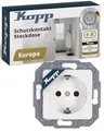 Produktbild: Kopp EUROPA Schutzkontaktsteckdose in Arktis-Weiß - Hochwertige 1-fach Einbausteckdose mit erhöhtem Berührungsschutz - IP20 Unterputz-Steckdose mit Schutzkontakt - Steckdosen-Unterputz 16A / 250V~