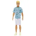 Produktbild: Barbie Ken Fashionistas Puppe - T-Shirt mit Kaktus- und Palmenaufdruck, weiße Shorts und hohe Turnschuhe, perfekt für Abenteuer mit Freunden und Stadtbummel, für Kinder ab 3 Jahren, HJT10